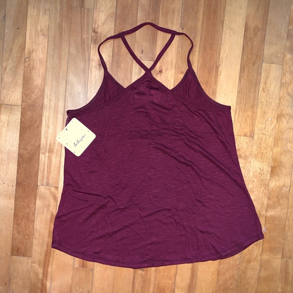 NWT - Wine Workout Top - Whisper - Picture 7 of 7